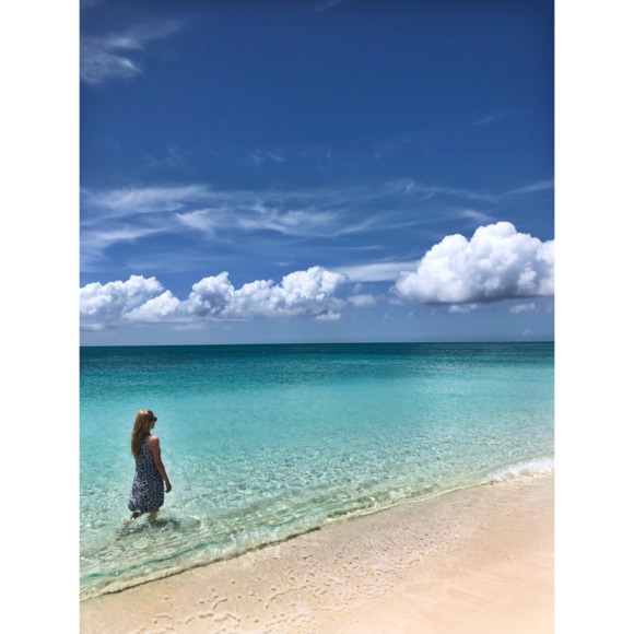 Meet your Posher, Jennine - Picture 1 of 1